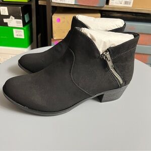 American Rag Suede Black Ankle Boots